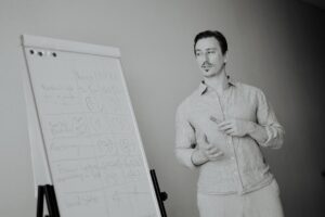 Comment Vendre Plus : 8 Stratégies Efficaces en 2025