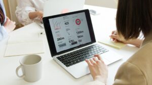 Comment automatiser 100% de ta stratégie SEO sans agence : guide 2026