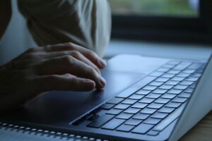 Cold emailing B2B : comment écrire un objet qui fait vraiment ouvrir