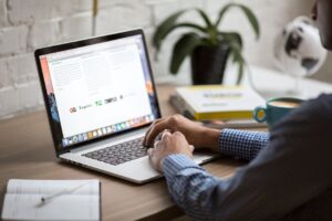 5 tactiques de cold emailing qui convertissent 3x plus (templates)